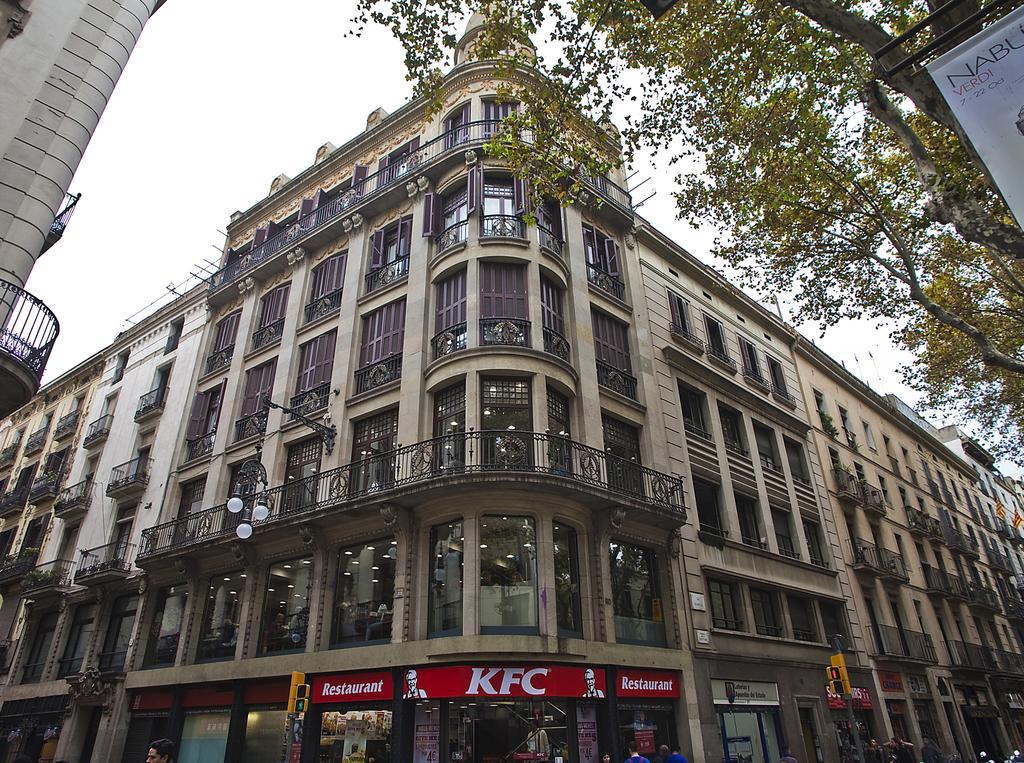 Las Ramblas Suites Барселона Екстериор снимка
