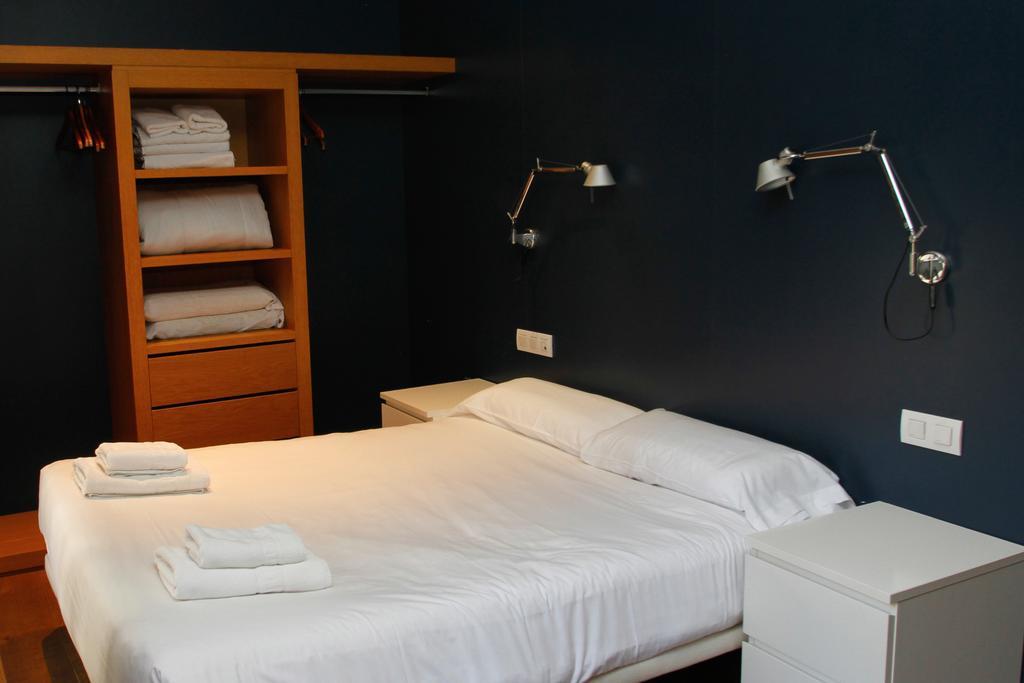 Las Ramblas Suites Барселона Екстериор снимка