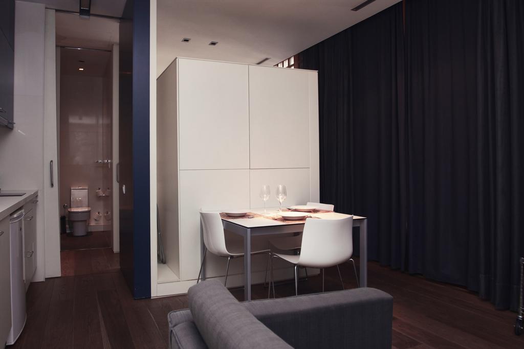Las Ramblas Suites Барселона Екстериор снимка