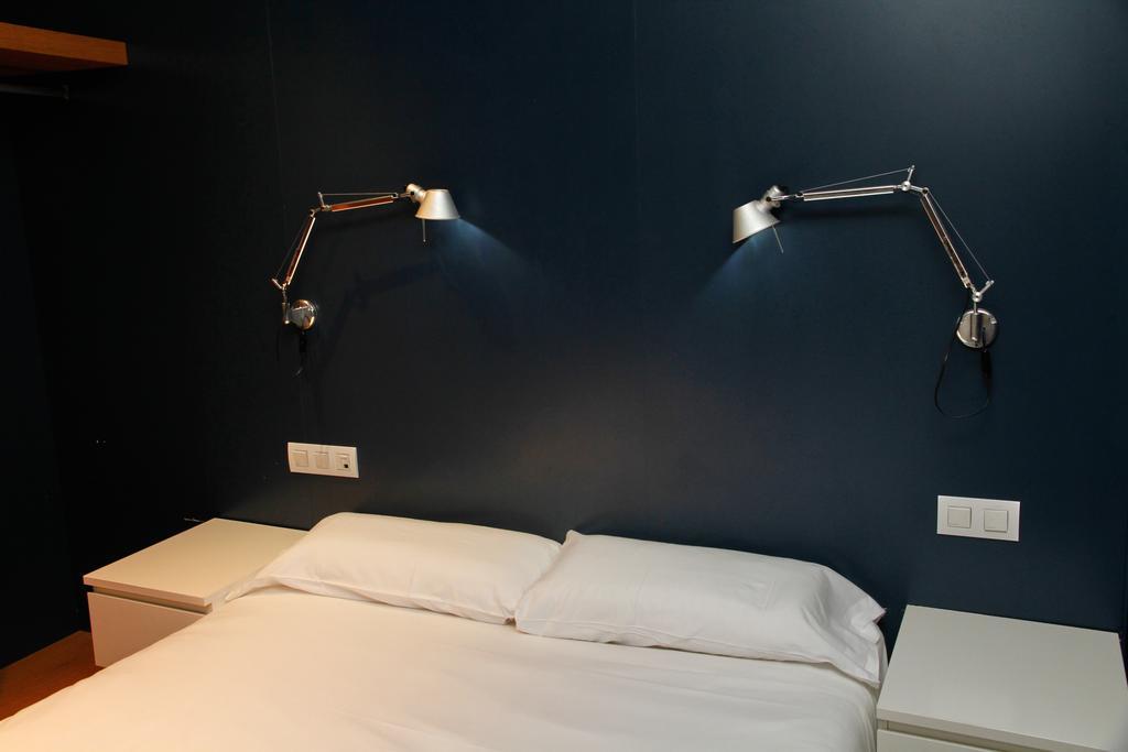 Las Ramblas Suites Барселона Екстериор снимка