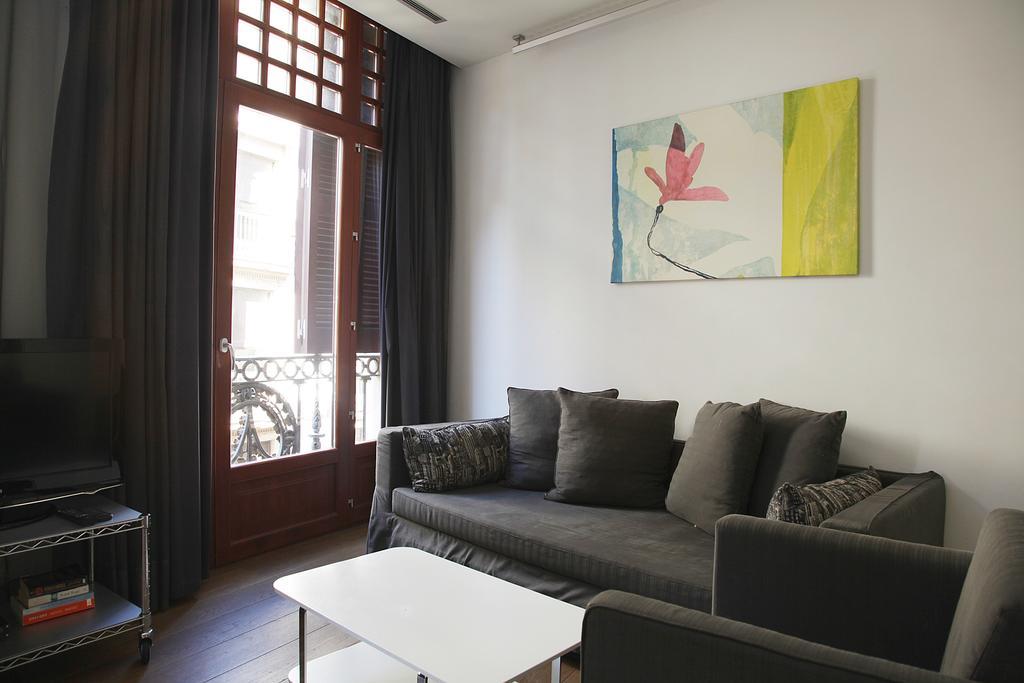 Las Ramblas Suites Барселона Екстериор снимка
