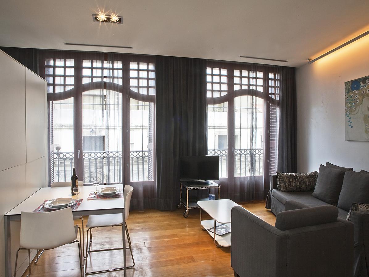 Las Ramblas Suites Барселона Стая снимка