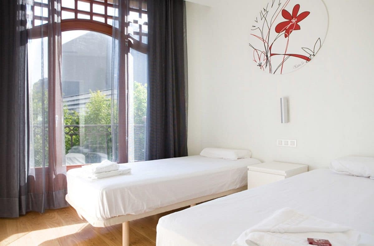 Las Ramblas Suites Барселона Екстериор снимка